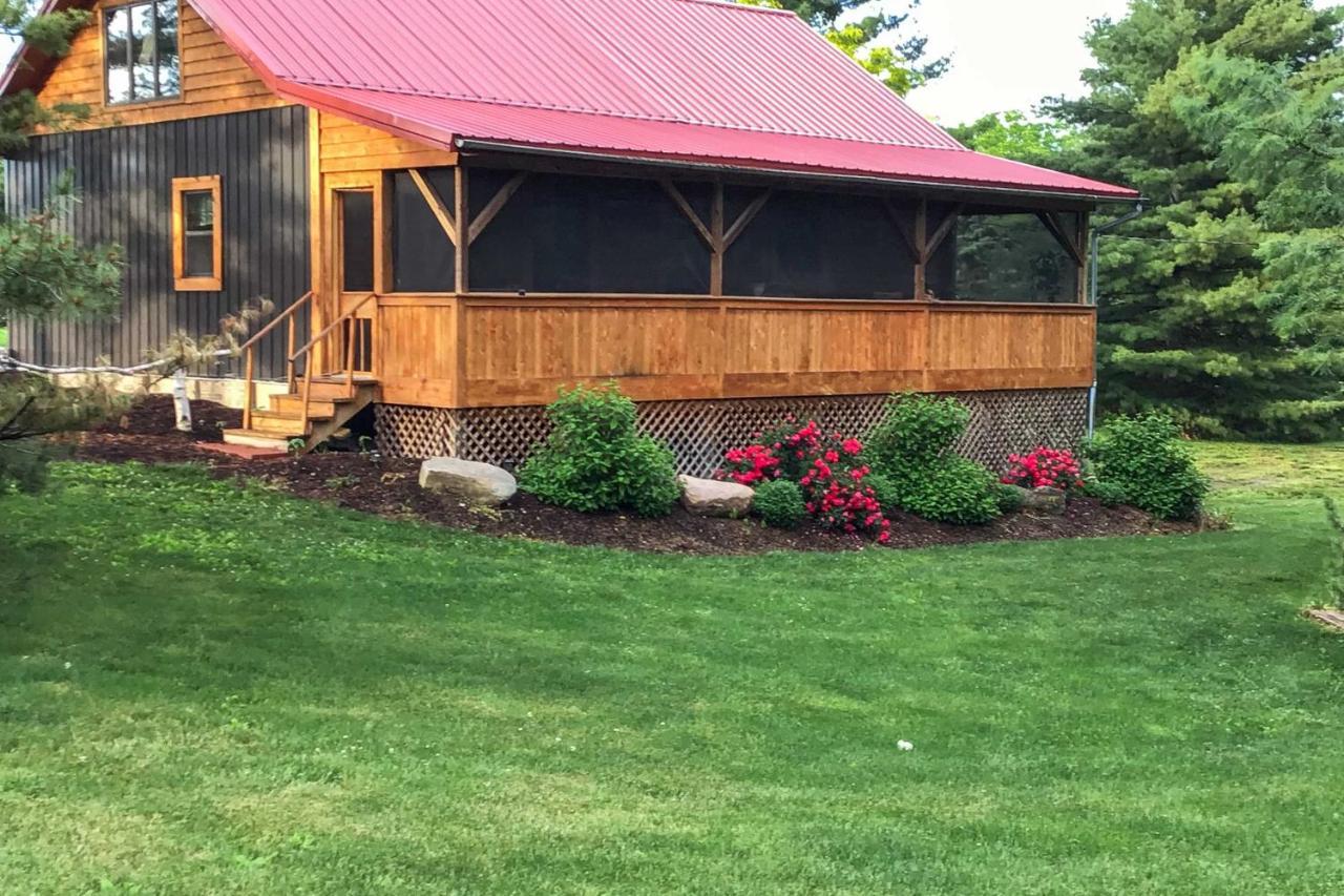 Honey House Cabin - A Quiet Countryside Retreat! Nappanee Ngoại thất bức ảnh