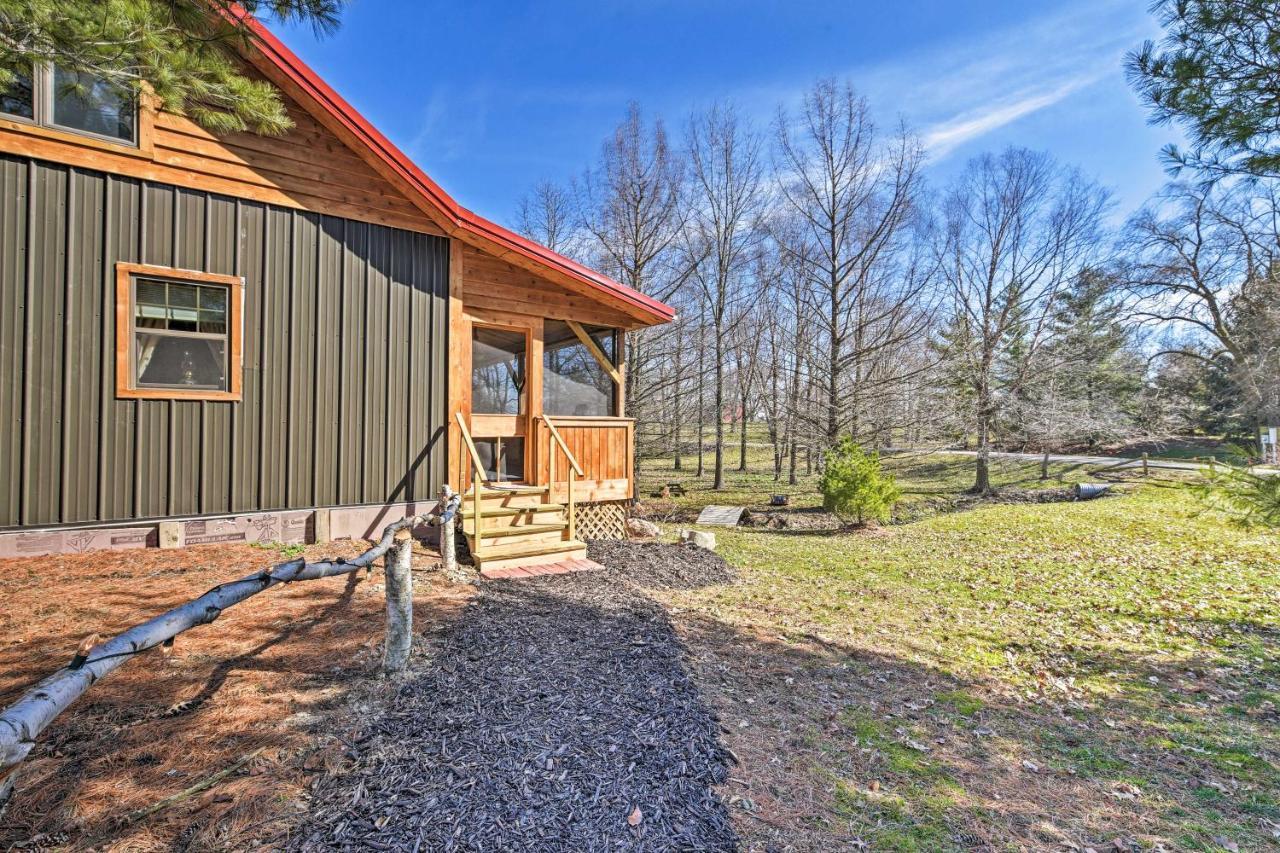 Honey House Cabin - A Quiet Countryside Retreat! Nappanee Ngoại thất bức ảnh