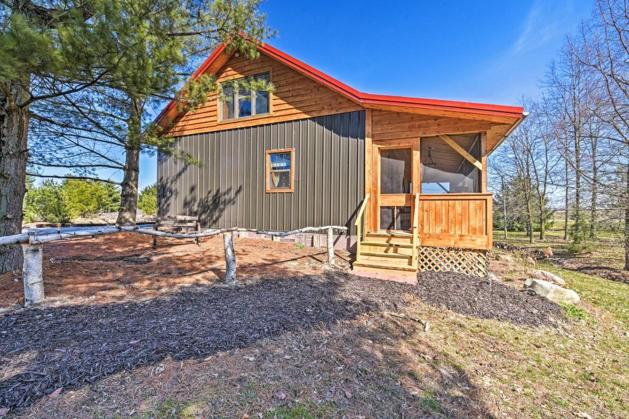 Honey House Cabin - A Quiet Countryside Retreat! Nappanee Ngoại thất bức ảnh